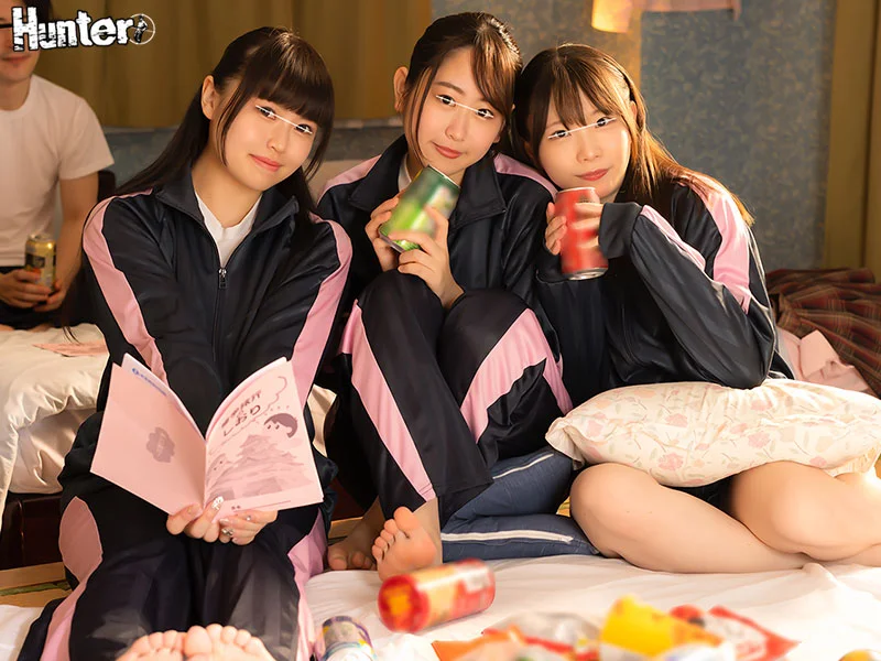 The Only Guy on an Adult School-Trip Role-Play! Creampie Harem with 23 Female Classmates—Four-Hour Best