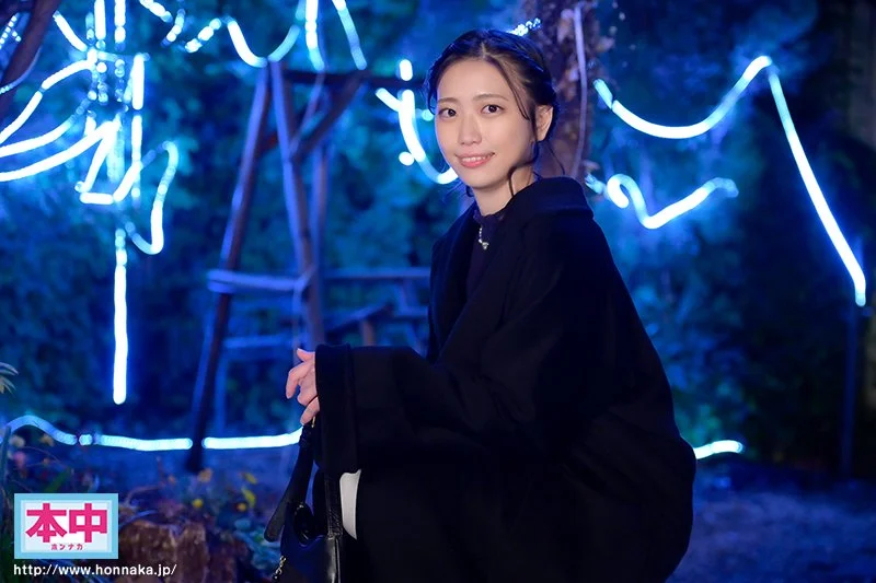新人表の顔は上品でおしとやかなお姉さん、裏の顔は毎日しないと気が済まない淫乱女、 ただSEXが好きで応募してきた元モデル超スレンダー美女が中出しAVデビュー
