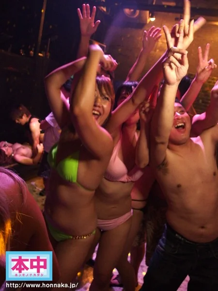Bikini Night 2015 Aphrodisiac Foam Party Infiltrates!! Gals hide in the bubbles and get excited with raw sex and creampies!