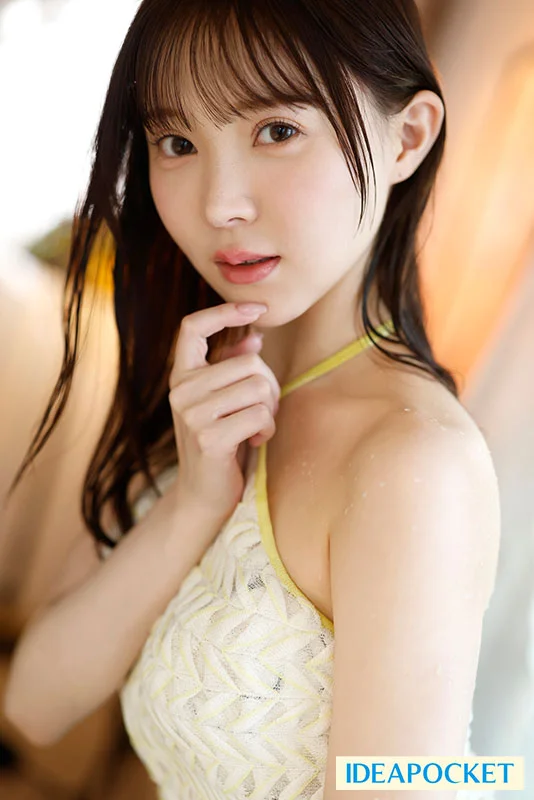 神秘纤细美女沉溺快感，湿淋淋舌吻唤醒淫欲