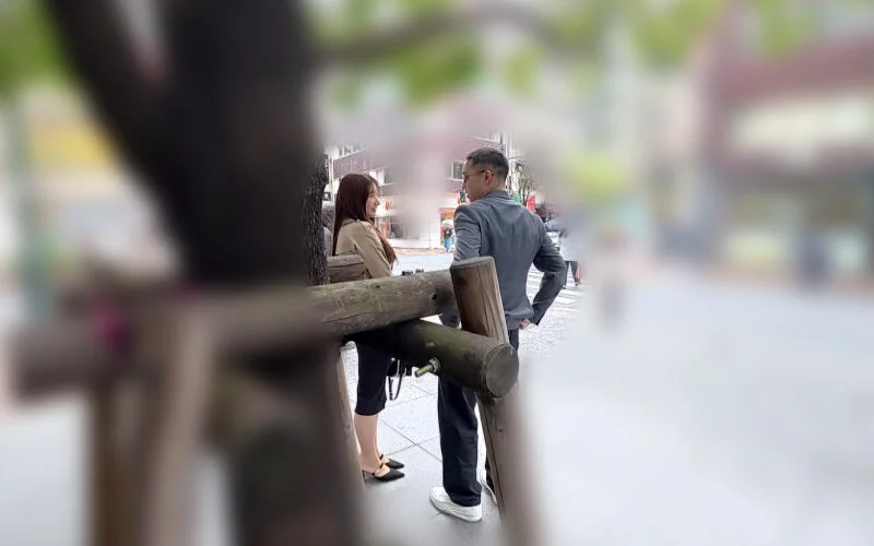 素人美女搭讪 HUNTING×HUNTING Neo：银座高端轻熟女被当场带走，按摩到无限高潮！女性杂志编辑