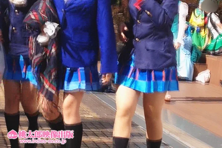 オフパコ！vol.1 コスプレ会場でヤレそうな巨乳レイヤーを個撮とダマして種付プレス！