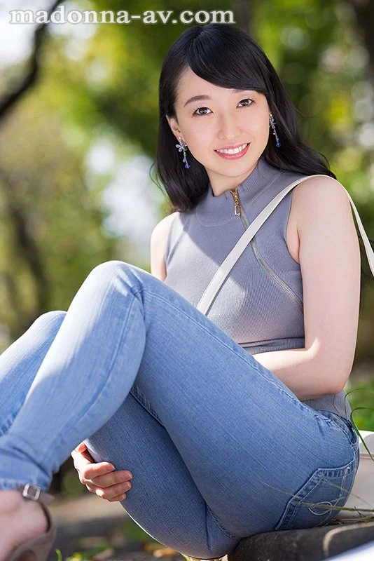 Demure but Insatiable: 30-Year-Old Sakura Miyazono Masturbates Five Times a Day and Makes Her Porn Debut