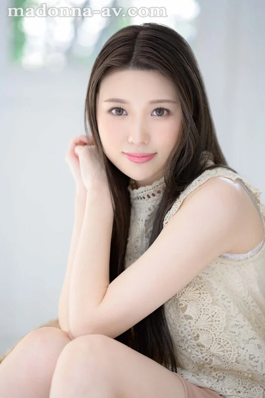 Beauty, Brains, and an Irresistible Pussy: 31-Year-Old Receptionist Nina Kosaka Makes Her Porn Debut