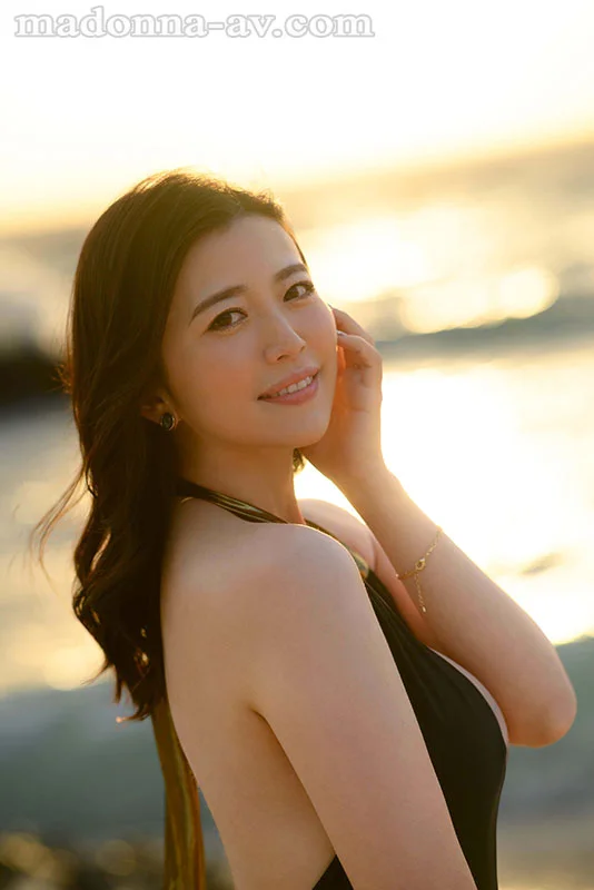 Cinderella Wife Under an Endless Spell: Ririko Kinoshita's Fifth-Anniversary Special — 480 Minutes and 12 Intimate Sex Scenes