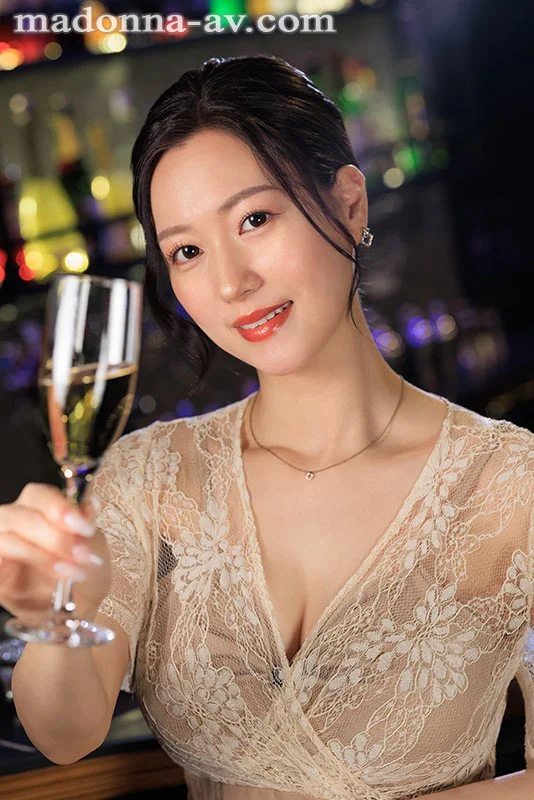 超高画質８K 初VR岬ひかり「終電、なくなっちゃったみたいですね…。」 結婚式の二次会終わり 新婦の友人・ひかりさんと まさかのワンナイトラブSEX