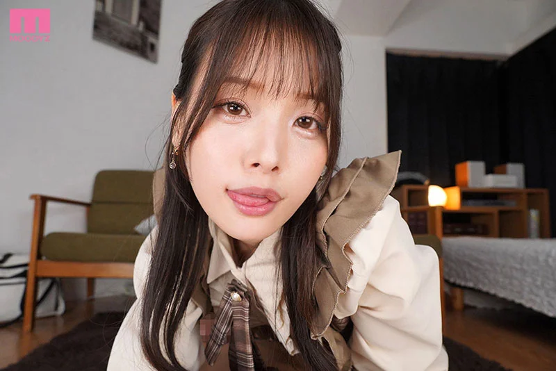 酔っ払いキス魔“奈々ちゃん”のゼロ距離チューおねだり我慢 唇と唇が触れたら…体温上昇、性欲暴走。キスして、フェラして、ピストン…からのベロキスして、復活フェラして、追撃ピストン…
