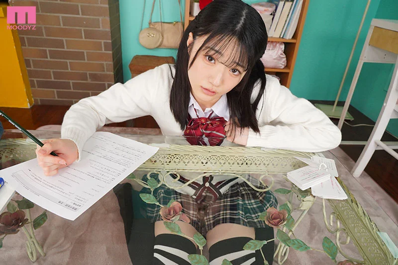 Absolute Territory Panty-Flash Seduction VR: Shy Adult Student Kira Kiseki Tempts Her Tutor with Thick-Thigh Thighjobs, Footjobs, and Two Rounds of Panties-Aside Sex