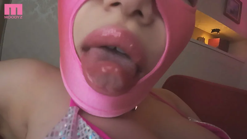 Huge-Tit Gals: Frustrated Single Moms Smother One Man in a Flesh-Packed Harem