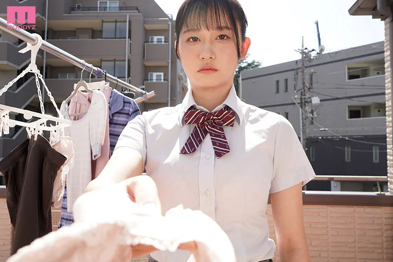 「巨乳好きで妹のJカップブラをオカズにシコってるとか…お兄ちゃんキモすぎ。」と罵倒しながらもジト目パイズリでヌイてくれる最高の妹