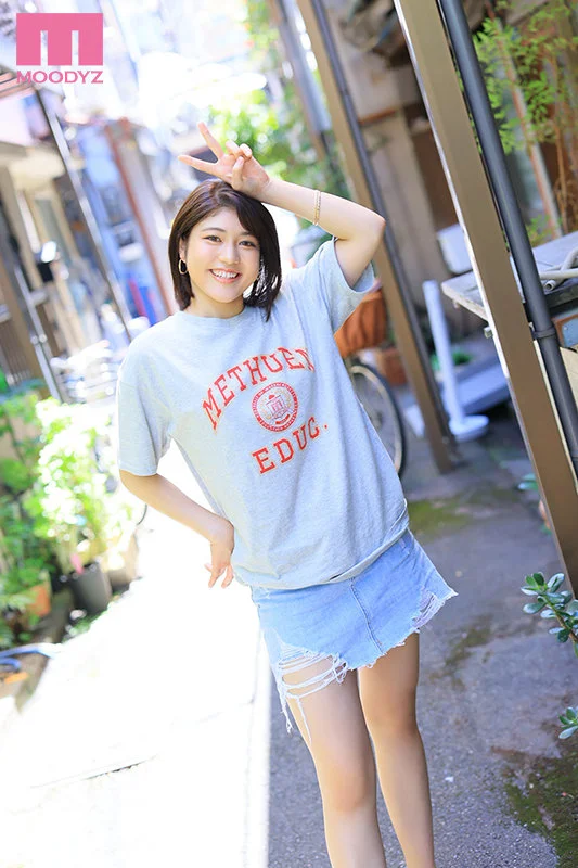 Slightly Boyish and Sensitive: A 19-Year-Old Filipino-Japanese Beauty Makes Her Porn Debut