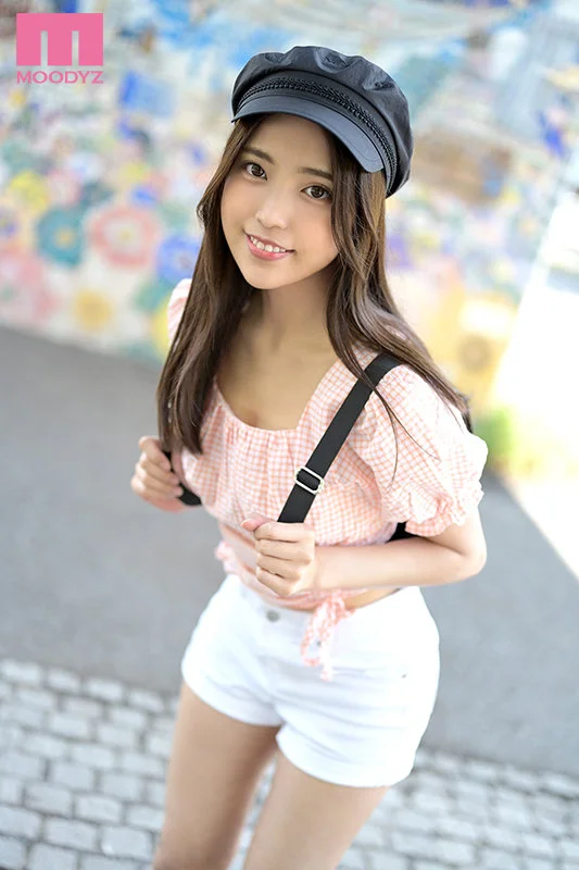 神秘社群网红新人出道：拥有8万粉丝的童颜成年巨乳美少女，账号名称保密