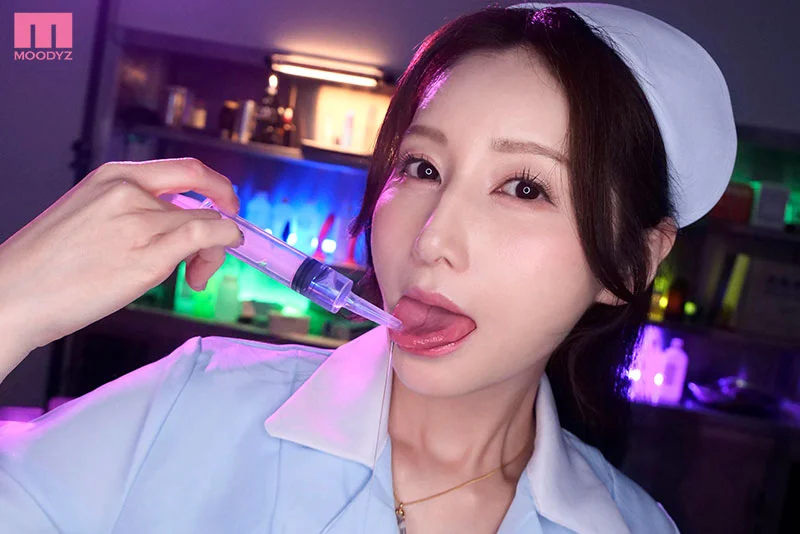 Proctology Nurse Aki's Secret Side... She Sneaks into a Patient's Bed at Night and Trains His Prostate for Brain-Shaking Dry Orgasms and Gushing Ejaculation