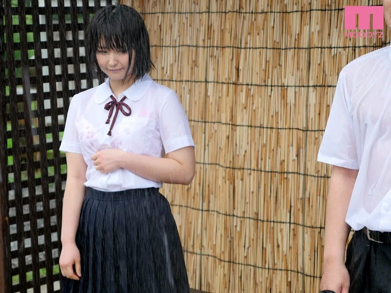 濡れ透けJ○雨宿りレ×プ