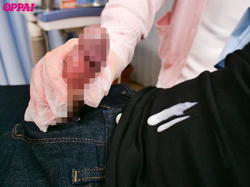 A shy, lewd H-cup dental hygienist secretly ejaculates while undergoing dental treatment like an AV, making a patient ejaculate
