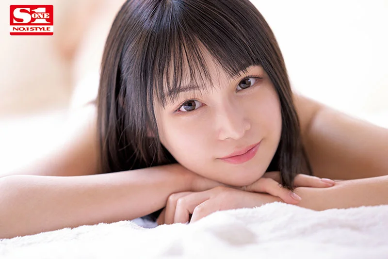 グラビアアイドル日向かえで　初セックスからの貴重なドキドキ　8本番完全ノーカット永久保存版