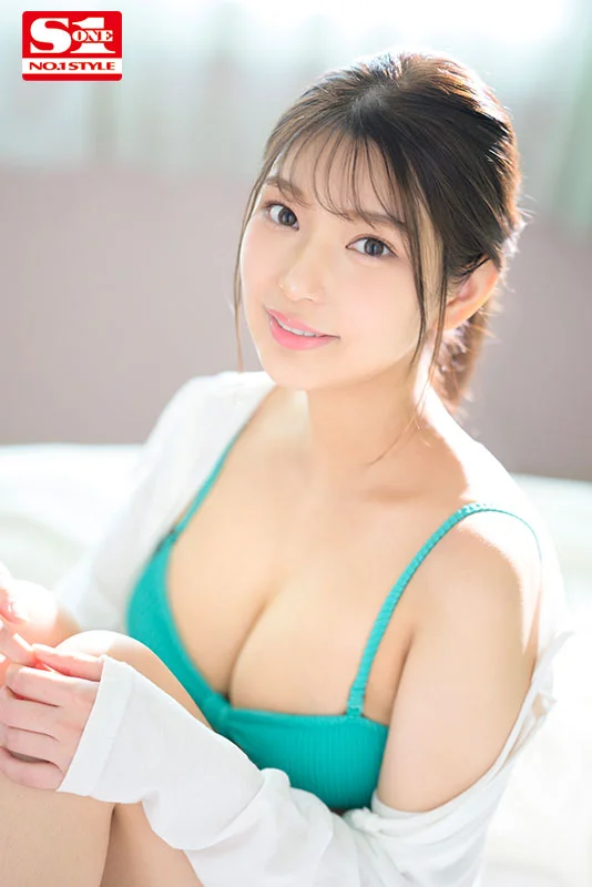 VR NO.1 STYLE解禁：22岁纤细美女Kuraki Hana究竟是怎样的女孩？冷艳可爱笑容让人一眼心动