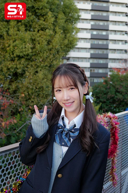 「文化祭、2人で抜け出さない？」学園のマドンナ三田さんに手を握られて…制服脱いだら艶っぽい大人スレンダーボディで瞬殺　あまりにも抜け駆けSEXが最高すぎたラブホ後夜祭