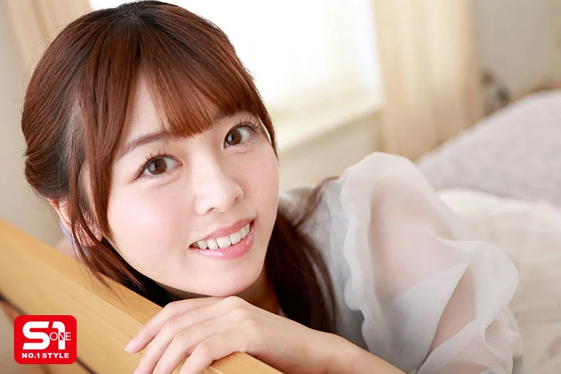 Dreams, Youth and Sex: Rino Sakurano's VR Debut — Adult Idol Influencer Role-Play Goes Viral