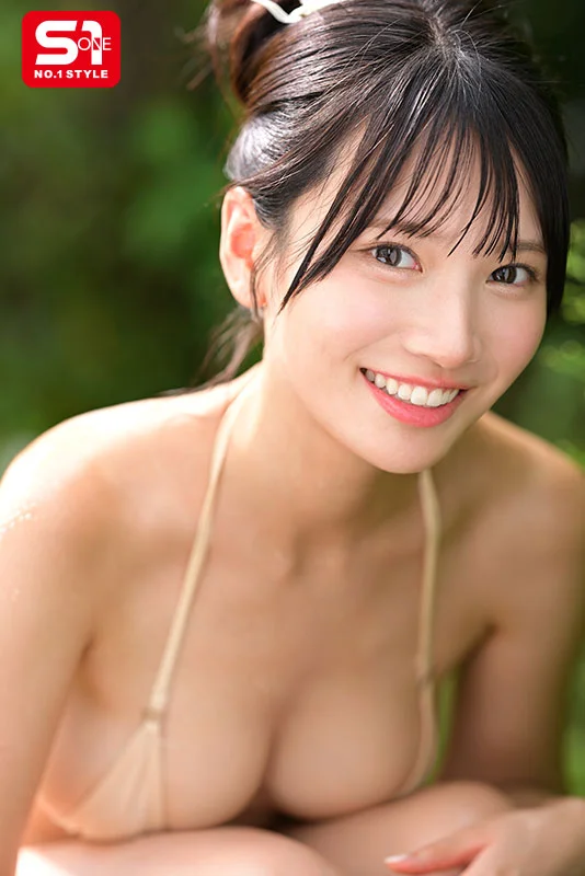 隔壁还在开女子会，我让可爱的成年妹妹朋友憋住声音，连续猛插到高潮不停