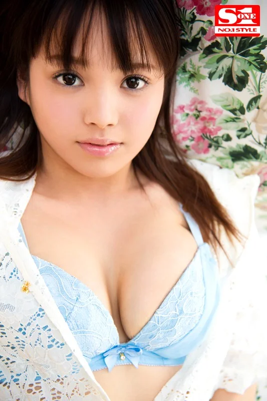 Young G-Cup Wife with a Child Has Her First Orgasm! Special Featuring Four First-Time Sex Scenes