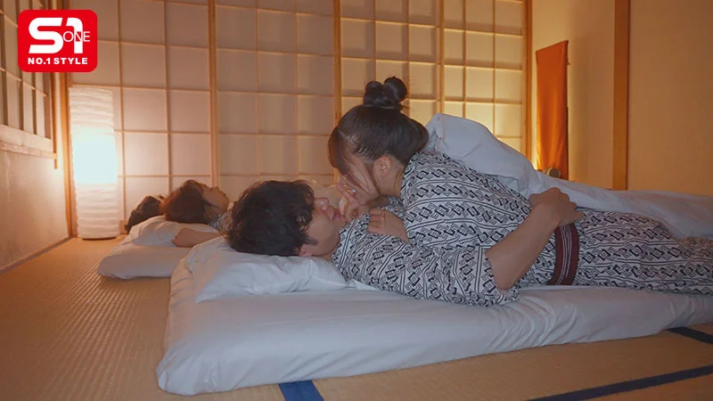 Hot-Spring Trip with My Girlfriend and an Adult Performer Playing Her Younger Sister: Whenever She Gets Me Alone, She Presses Against Me, Begs for Kisses, Sucks My Cock, and Fucks Me in Every Position Until I Shoot Huge Loads at Her Command