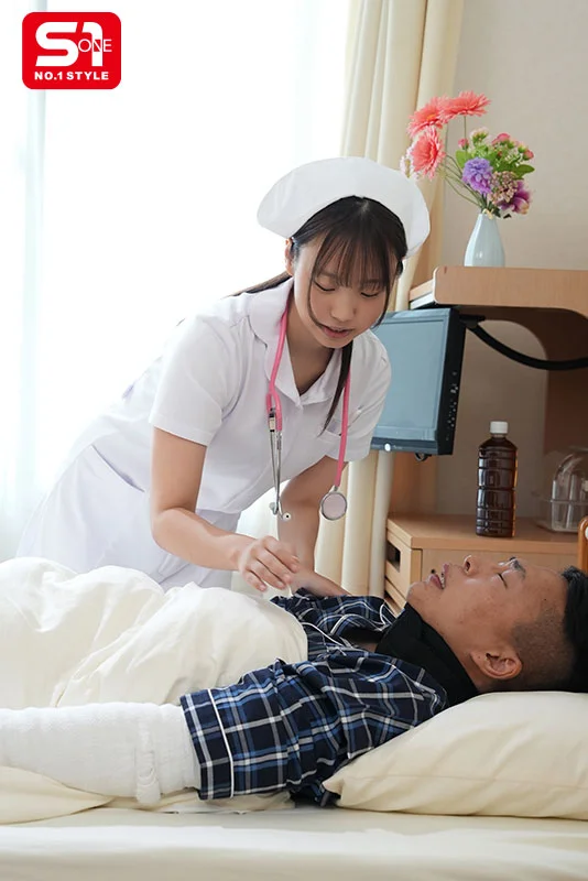 對柔軟、有彈性、美麗的乳房非常有耐心的乳交護理師。