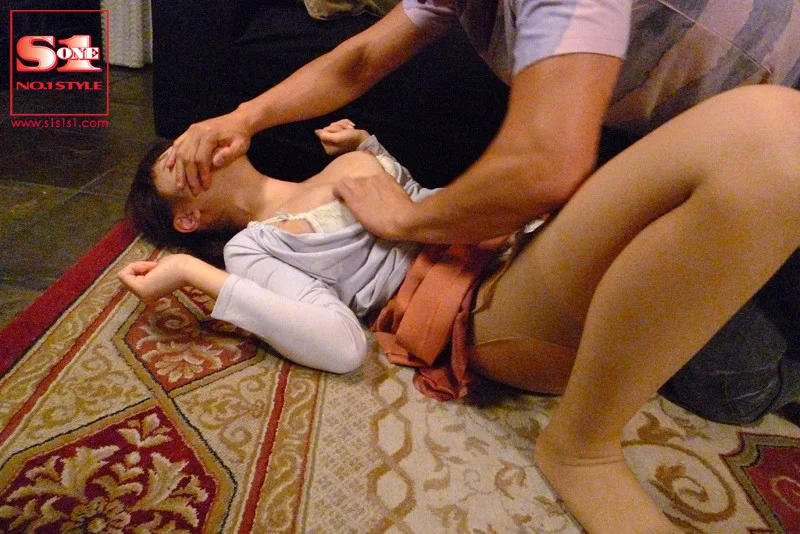 Hypnotic Incest: College Woman Controlled by Her Father