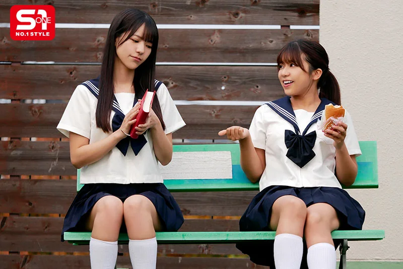 两名成年学生同时爱上老师：活泼的川越妮可与清纯的浅野心带他沉迷校园和家中的背德性爱