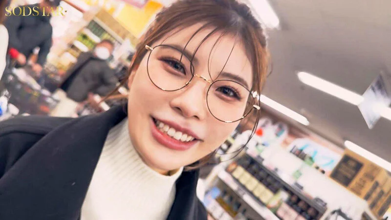 神木麗の休日 彼氏の自宅でハメ撮り、ノンストップ2本番と顔射。
