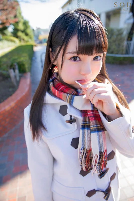 僕の彼女はおしゃぶりが我慢できない大人の学園アイドル・小倉由菜