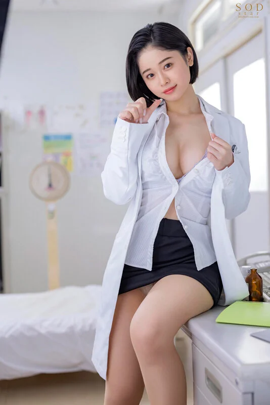 Cum Again and Again: School Nurse MINAMO Takes Deep-Throat Cumshots and Keeps Sucking - Stunning 4K