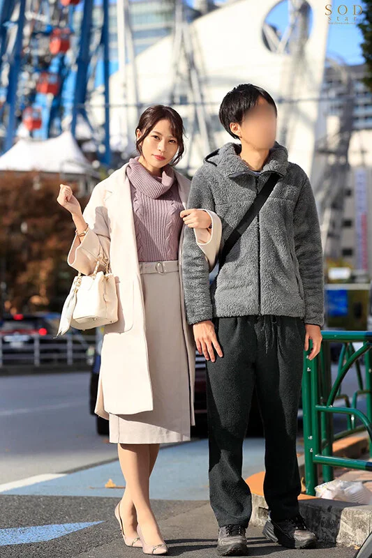 Momo Aoki Reunites with Her Ex After Three Years, Takes His Bare Cock Without Foreplay, and Fucks for the Full Three-Hour Hotel Stay