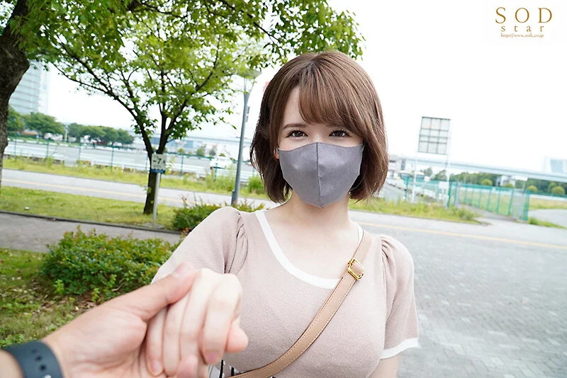 触れると一瞬でスイッチが入っちゃうえまちゃんとご飯してキスしてイチャイチャした後は朝まで何度も求め合うお泊まりデート 千鶴えま
