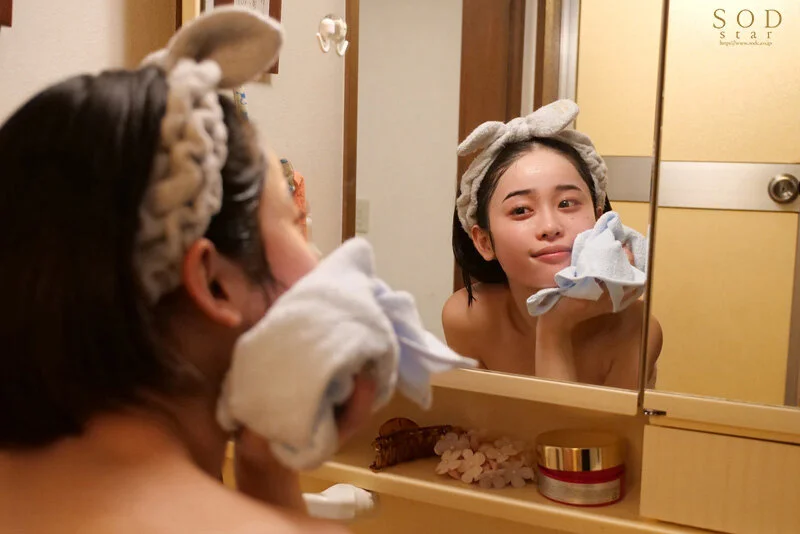 I Passed Out Drunk at an Adult College-Club Party and Woke Up at My Senior's Busty Girlfriend's Place... Unable to Resist Her Cleavage and Crotch Peeking from Her Loungewear, I Pounced and Cheated with Her Until Morning — MINAMO