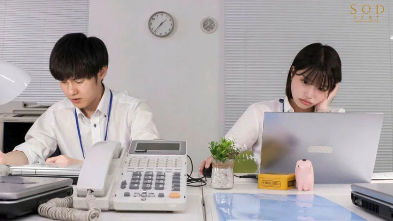 社畜OL瞞著公司瘋狂挨內射來解壓——Mahiro Tadai