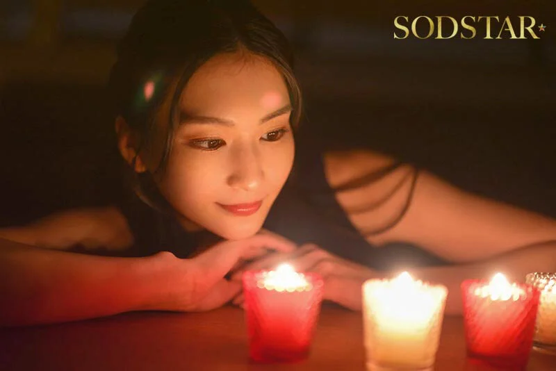 剛和鈴交往就開始的同居生活：時而慢慢來，時而激情四射，被性慾旺盛的女友玩得團團轉的性愛日常——本庄鈴