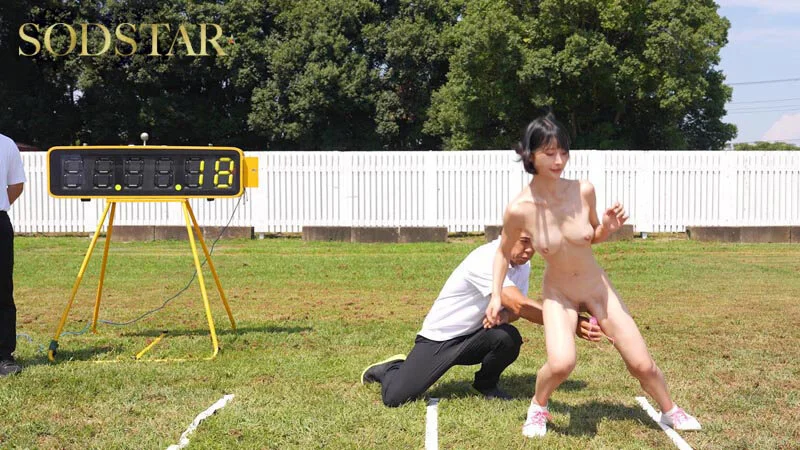 Miyajima Mei's First Fully Nude Lewd Outdoor Sports Test