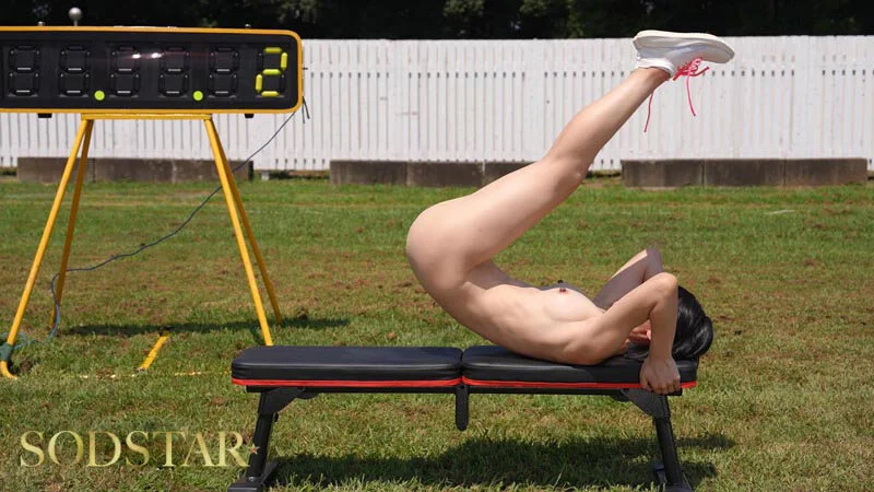 Miyajima Mei's First Fully Nude Lewd Outdoor Sports Test