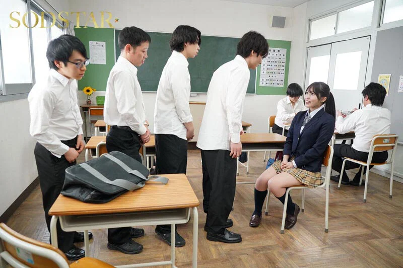 【特典版／成人学園ロールプレイ】担任「今日から新川を性処理当番に任命する。1週間でビーカー満タンまで精子を貯めないと退学になるので頑張るように」新川空