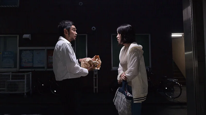 妻子被賣：Yuria Yoshine替丈夫抵債，遭地下拍賣和徹底調教後淪為性寵物